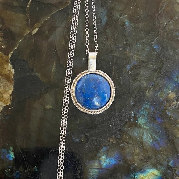 950 Silver Dainty Round Lapis Lazuli Pendant Cabochon Necklace 18" Cable Chain - Picture 4 of 16